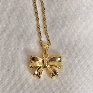 Golden Coquette bow necklace